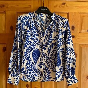 H&M Blue and Cream Patterned Blouse